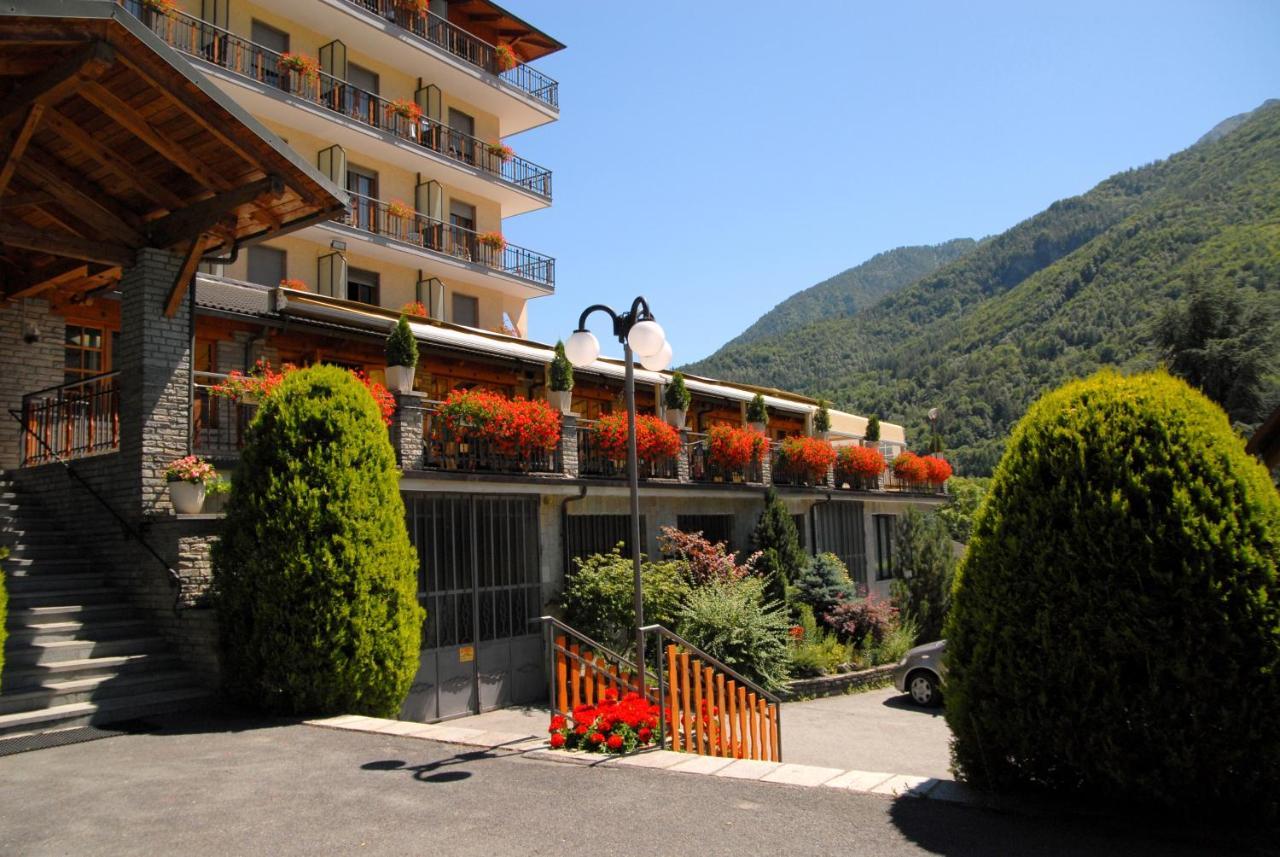 Hotel Monte Nebin Sampeire Exterior photo
